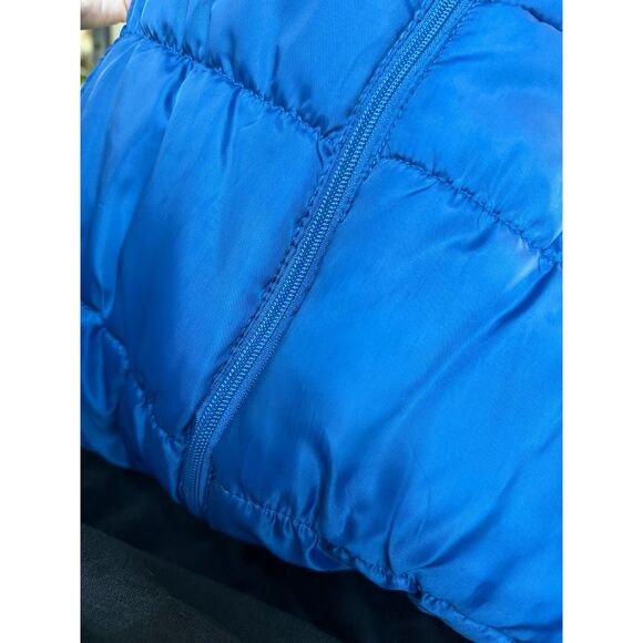 Merona Women's Dark Navy Blue Solid Plaid Reversible Puffer Vest Top Size M - Picture 8 of 9